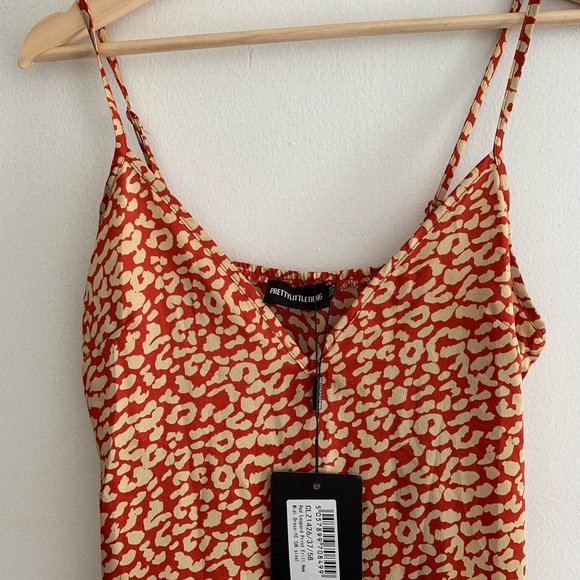 COPY - Pretty Little Thing mid length dress - Picture 3 of 5